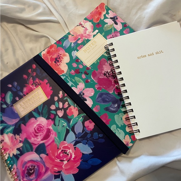 3 notebooks - Picture 4 of 5